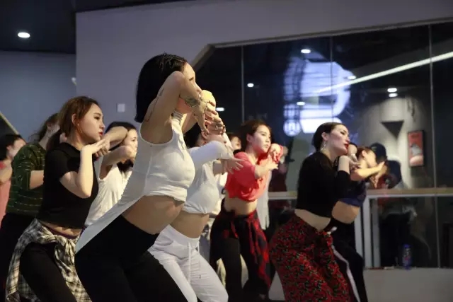 1504088873104303.jpg 6.webp.jpg