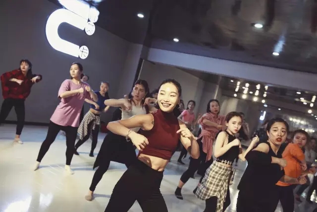 1504088918891992.jpg 15.webp.jpg