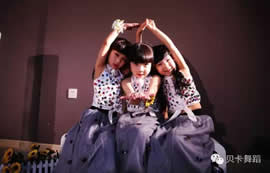 柔美又勁爆的少兒爵士舞視頻