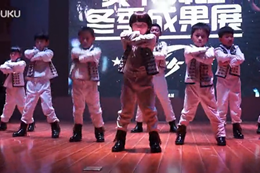 貝卡舞蹈2013冬季少兒明星班學(xué)員舞蹈成果展