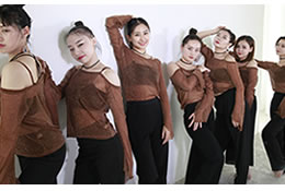 方大同歌曲《味道》舞蹈爵士舞版視頻-武漢貝卡舞蹈