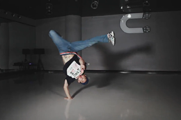 武漢貝卡仙人老師breaking街舞視頻