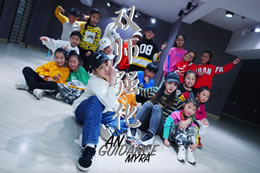 雙舞種集訓班，街舞和都市編舞，兩大金牌導師給你不一樣的感覺(jué)