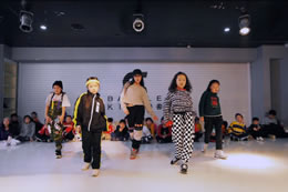 少兒舞蹈十天集訓強化課程，每天一種風(fēng)格，力量爆發(fā)