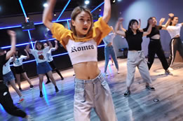 人美舞美，我們郭佳老師是真的美