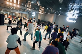 這就是街舞，修樓梯小分隊～ 超人氣舞者大師課 快來(lái)看看誰(shuí)是你的最?lèi)?ài)