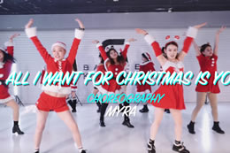 圣誕節快樂(lè )~圣誕小姐姐送祝?？﹡這個(gè)圣誕你和誰(shuí)一起過(guò)的呢？